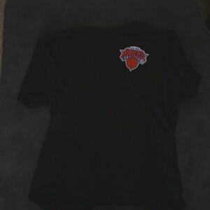 I’m selling a Knicks T-shirt